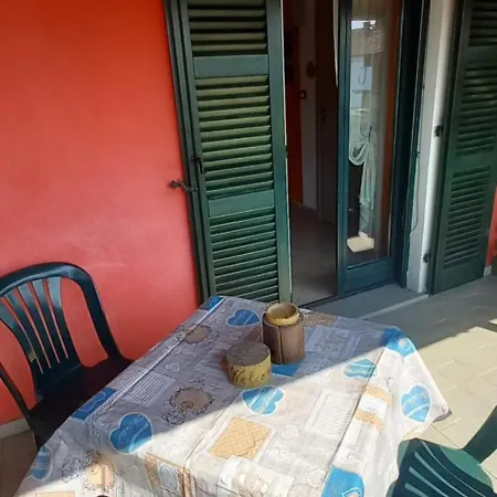 Casa Vacanze La Fermata Delle Rondini * Castello di Annone