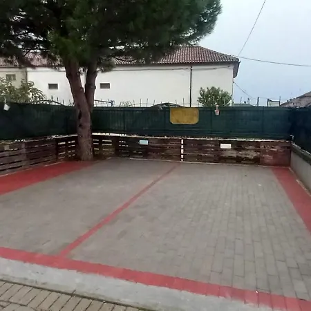 아파트 Casa Vacanze La Fermata Delle Rondini