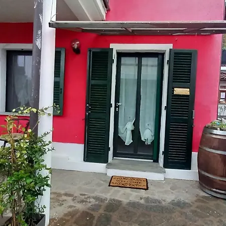 Apartment Casa Vacanze La Fermata Delle Rondini Castello di Annone