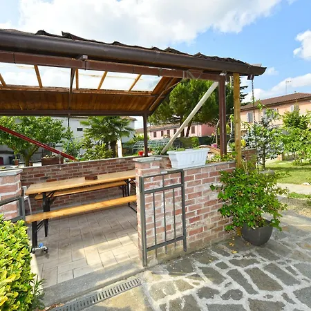 Casa Vacanze La Fermata Delle Rondini * Castello di Annone