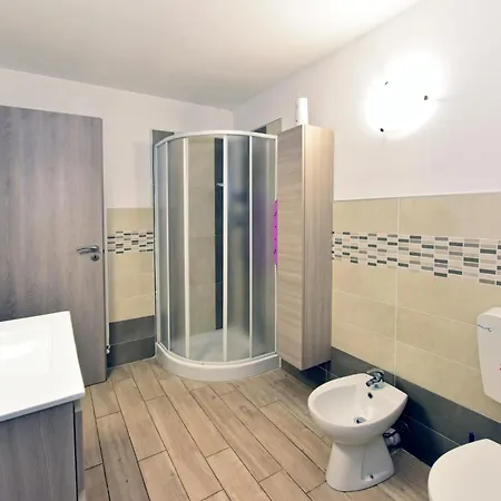 Apartamento Casa Vacanze La Fermata Delle Rondini