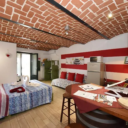 Casa Vacanze La Fermata Delle Rondini Apartamento Castello di Annone