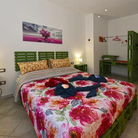 Apartamento Casa Vacanze La Fermata Delle Rondini