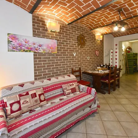 Apartamento Casa Vacanze La Fermata Delle Rondini