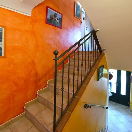 Casa Vacanze La Fermata Delle Rondini Apartamento *