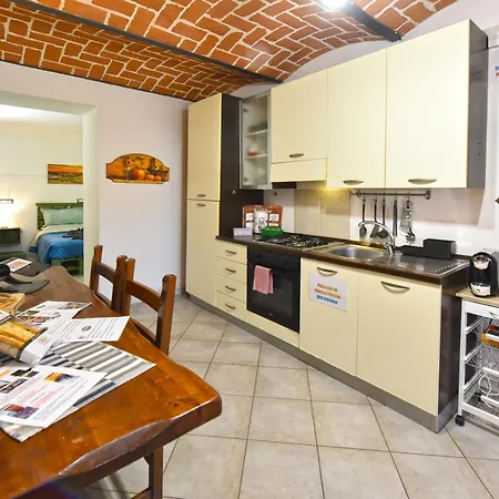 Apartamento Casa Vacanze La Fermata Delle Rondini