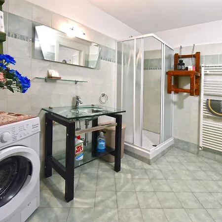 Casa Vacanze La Fermata Delle Rondini Apartamento *