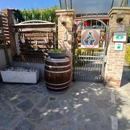 Διαμέρισμα Casa Vacanze La Fermata Delle Rondini Castello di Annone